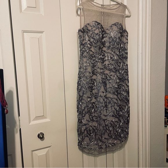Gray formal dress by Ignite Evenings in size 12 with pearl embellishments - Picture 1 of 9